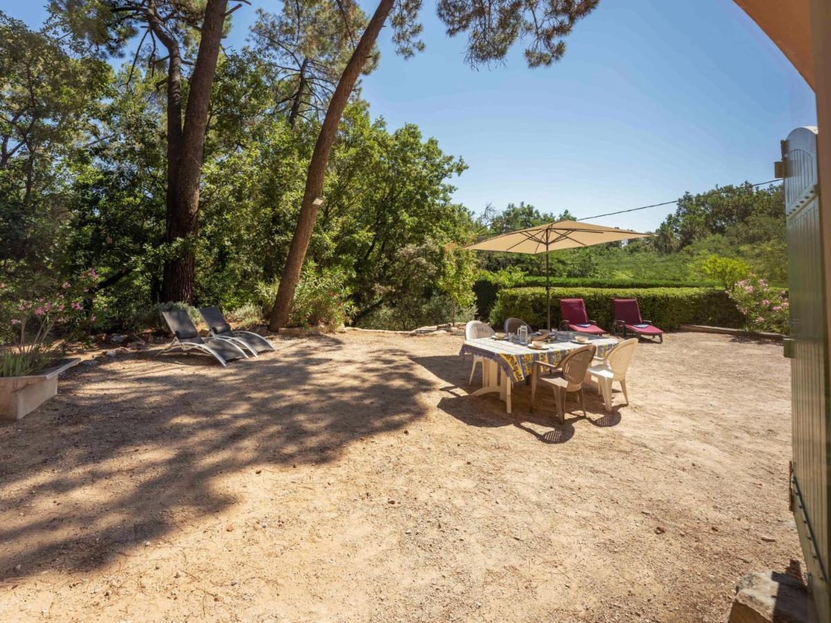 Holiday Home Les Ecureuils By Interhome Saint-Pantaléon Exterior foto